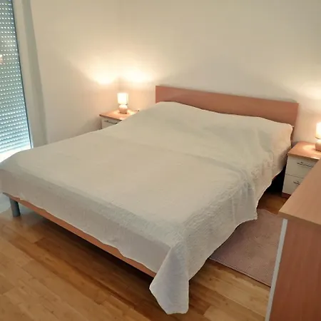 דירה Apartman Anka